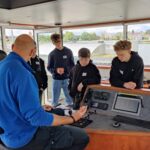 Im Steuerhaus des SSB WILD MAA